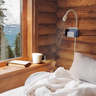 Seinävalaisin Design USB valkoinen 12 V