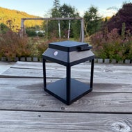 Solcelledrevet utelykt Solar square